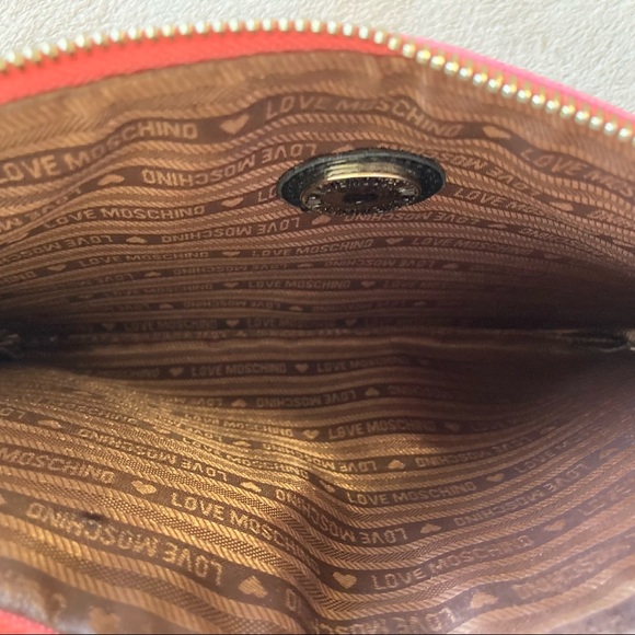 Love Moschino saffiano leather wristlet - Picture 7 of 8